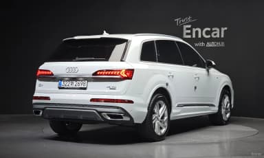 Q7 (4M)