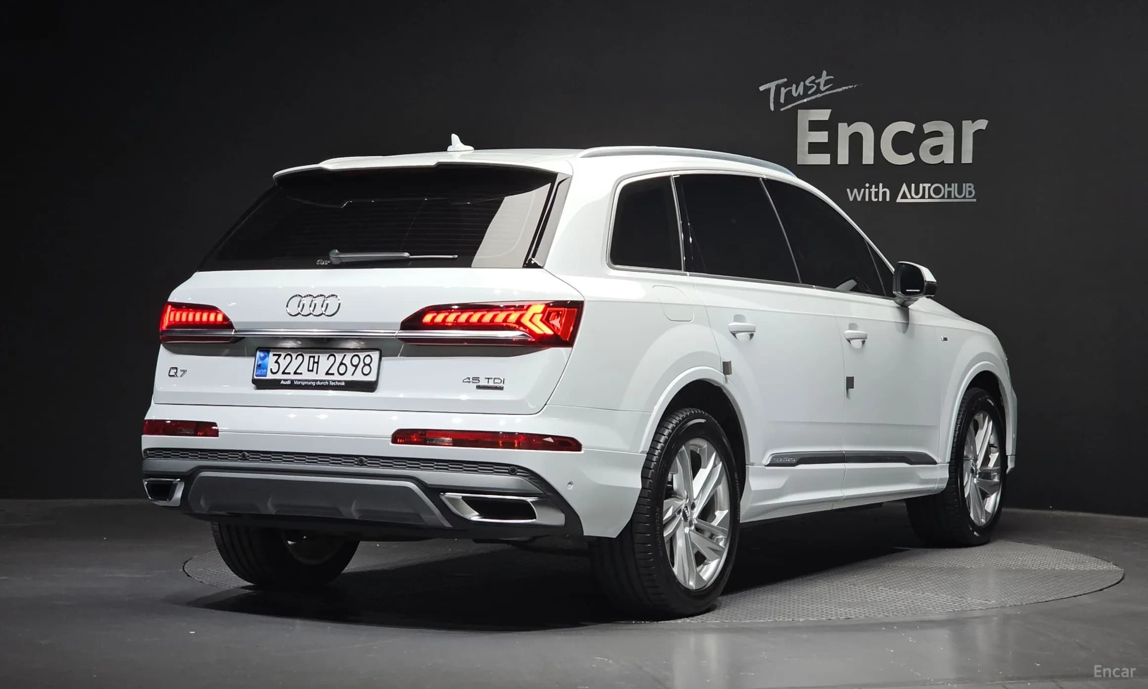 Q7 (4M)