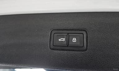 Q7 (4M)