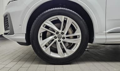 Q7 (4M)
