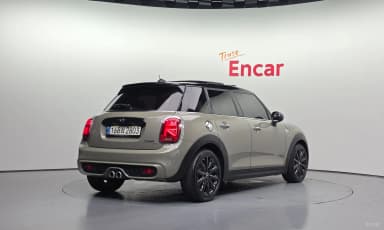 Cooper S