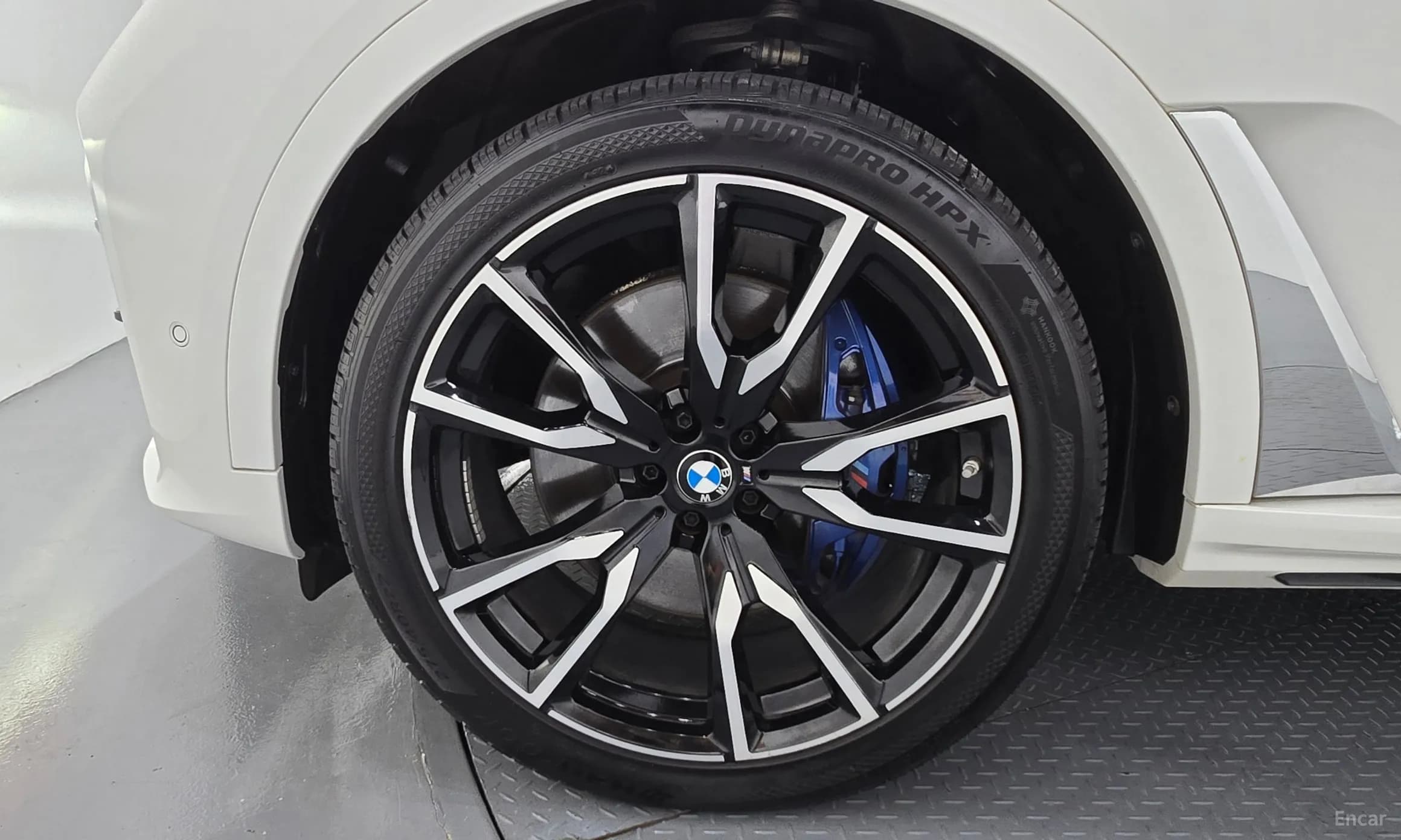 X7 (G07)