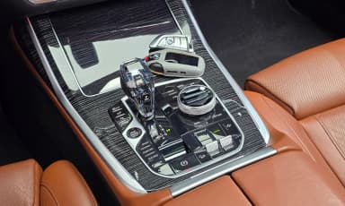 X7 (G07)