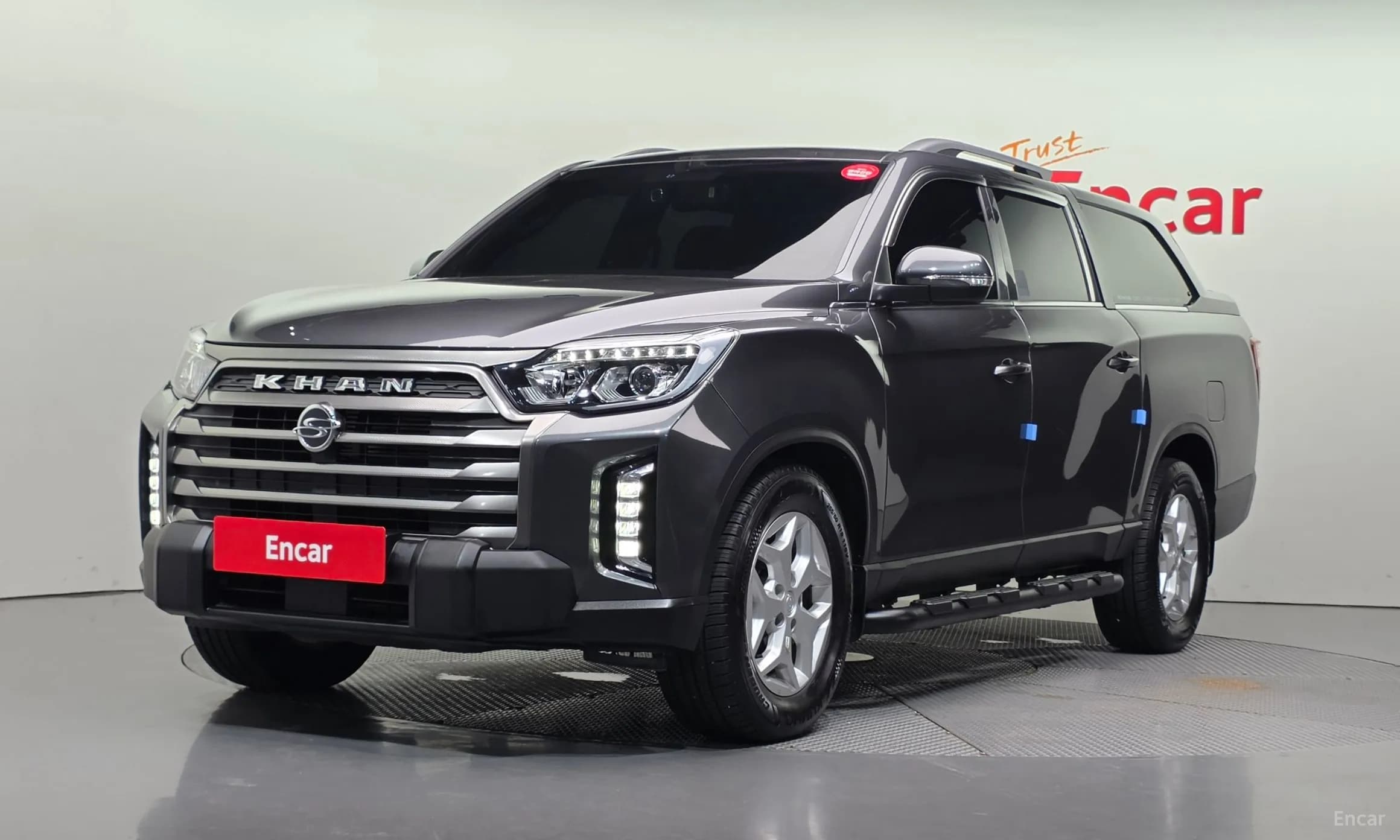 Rexton Sports Khan