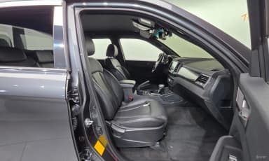 Rexton Sports Khan