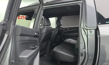 Rexton Sports Khan