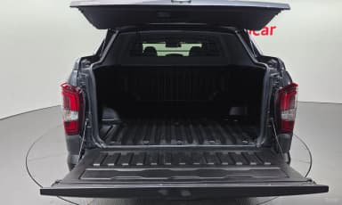 Rexton Sports Khan