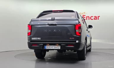 Rexton Sports Khan