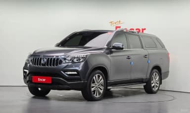Rexton Sports Khan