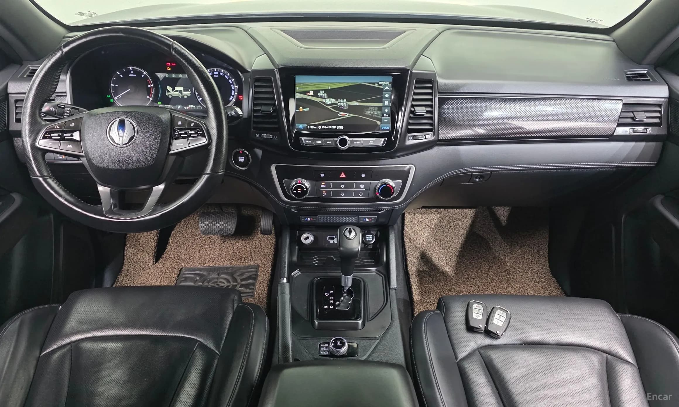 Rexton Sports Khan