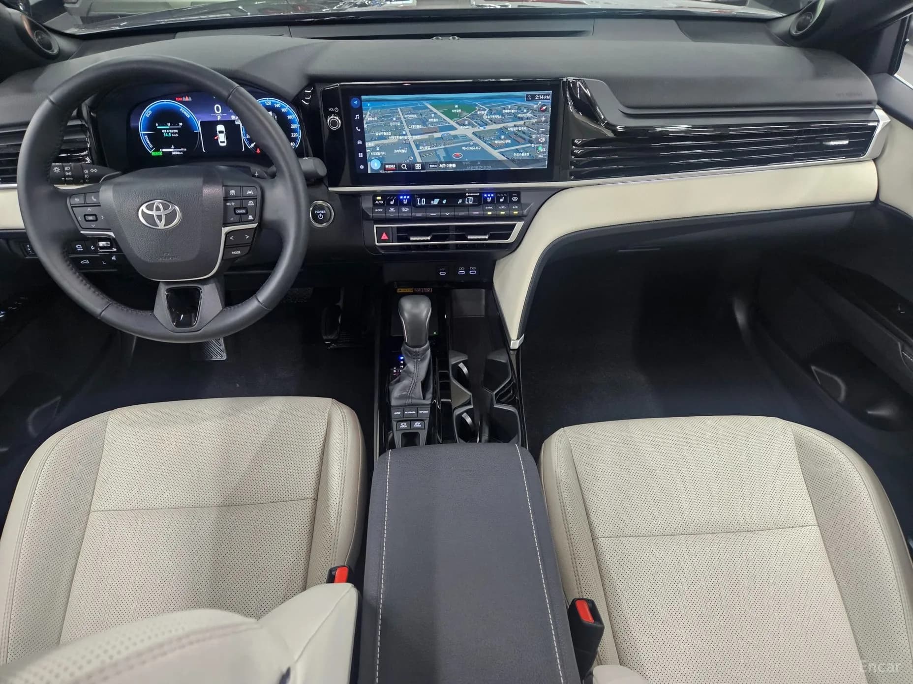 Camry (XV80)