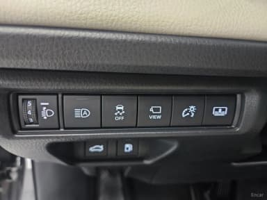 Camry (XV80)