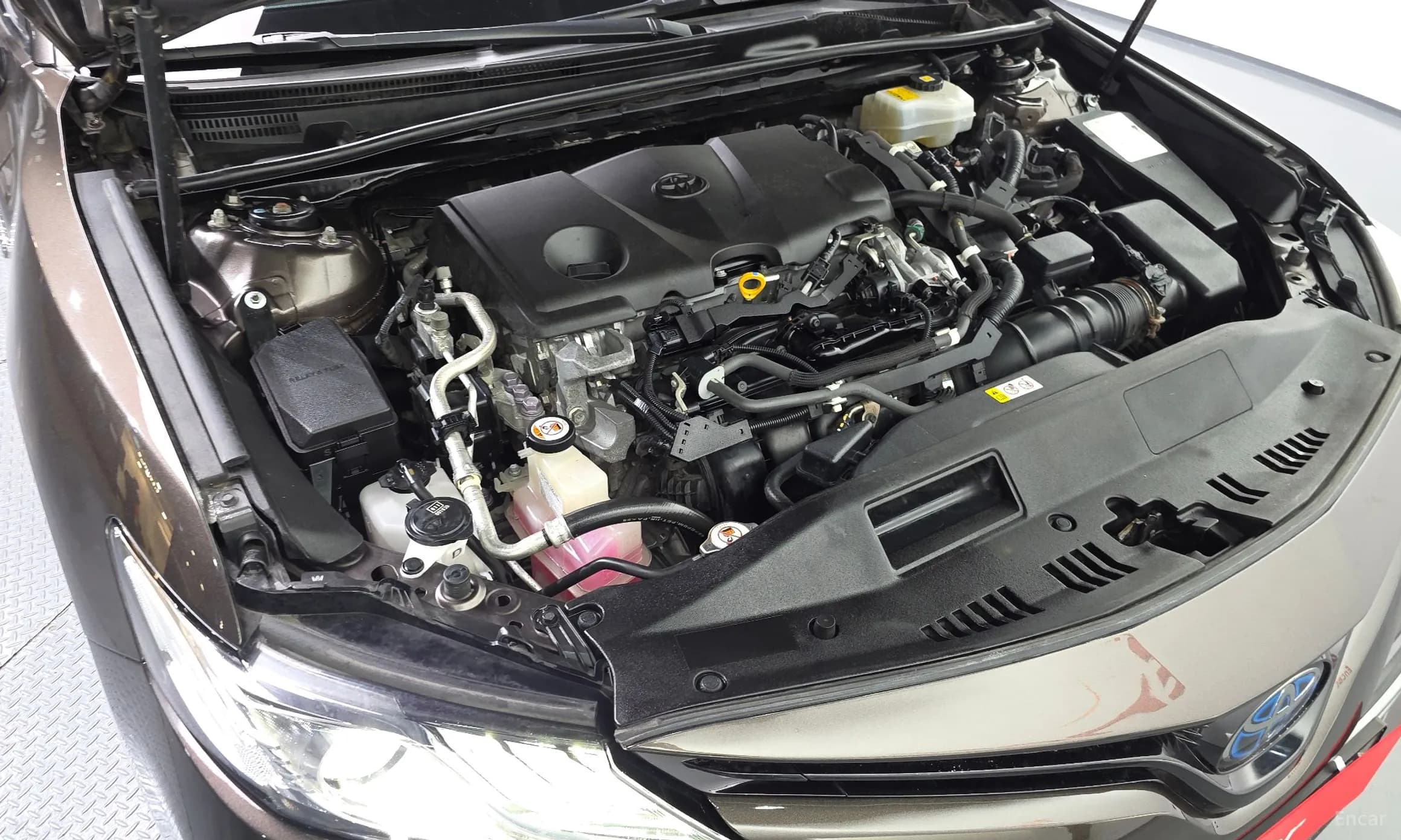 Camry (XV70)