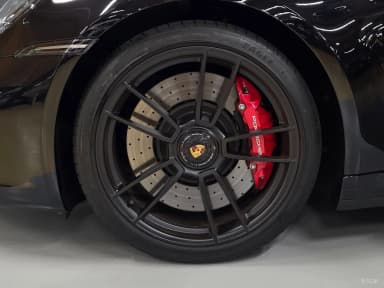 911 (992)