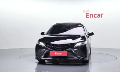 Camry (XV70)