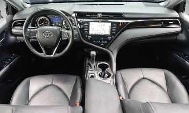 Camry (XV70)