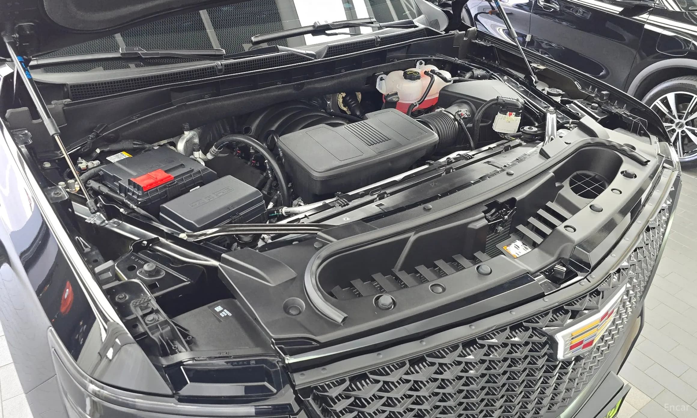 Escalade 5th Generation