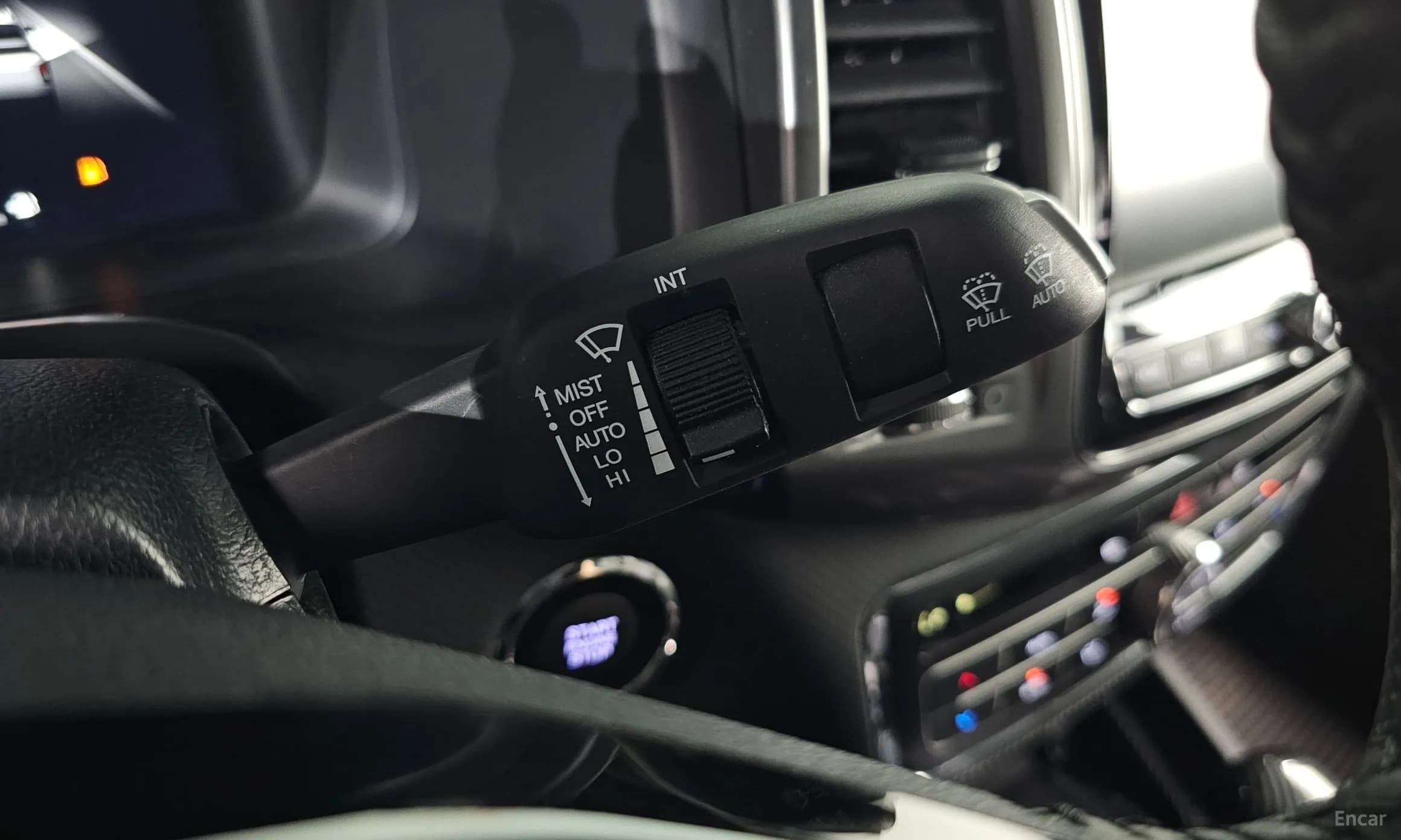 Rexton Sports Khan