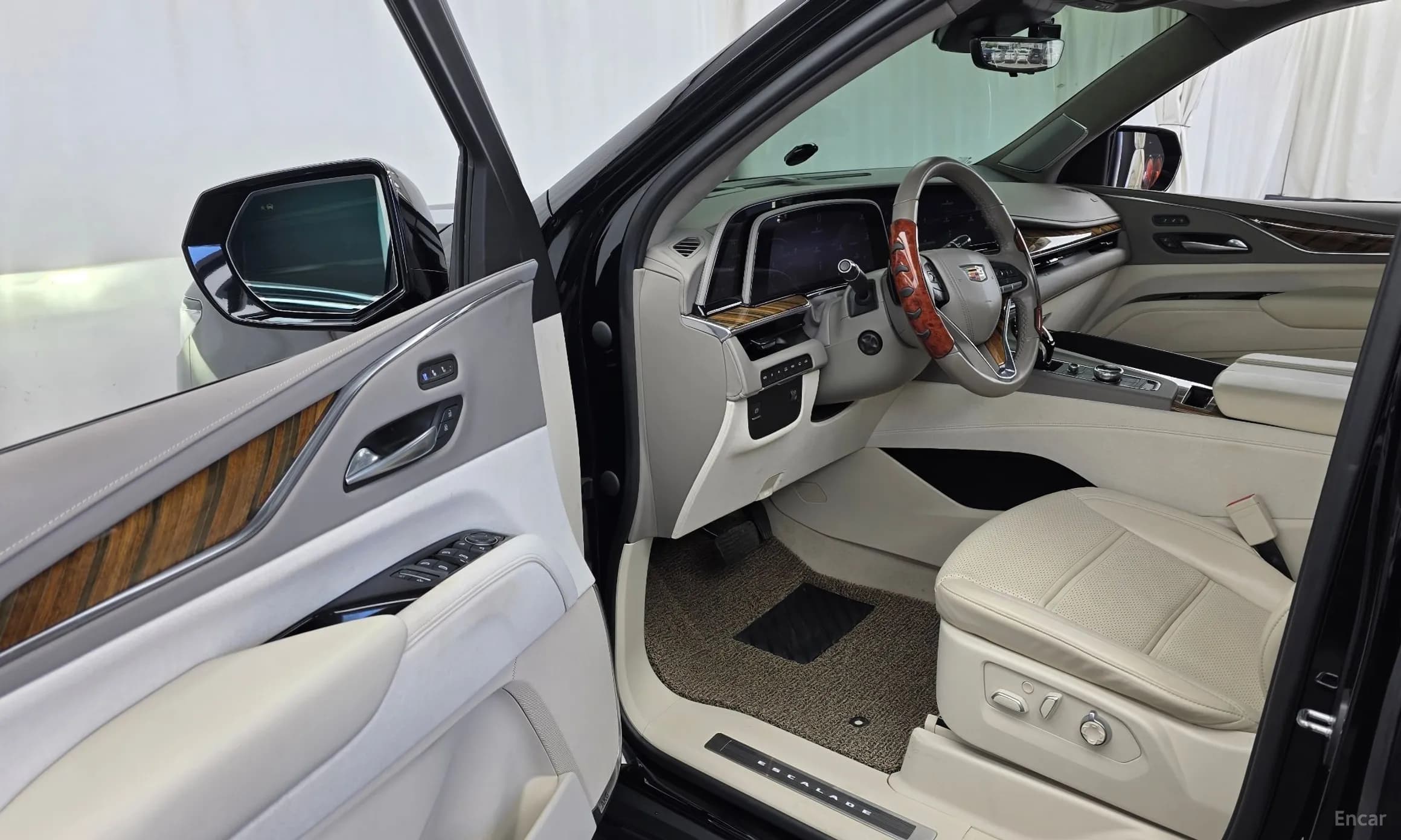 Escalade 5th Generation