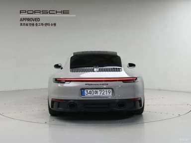 911 (992)