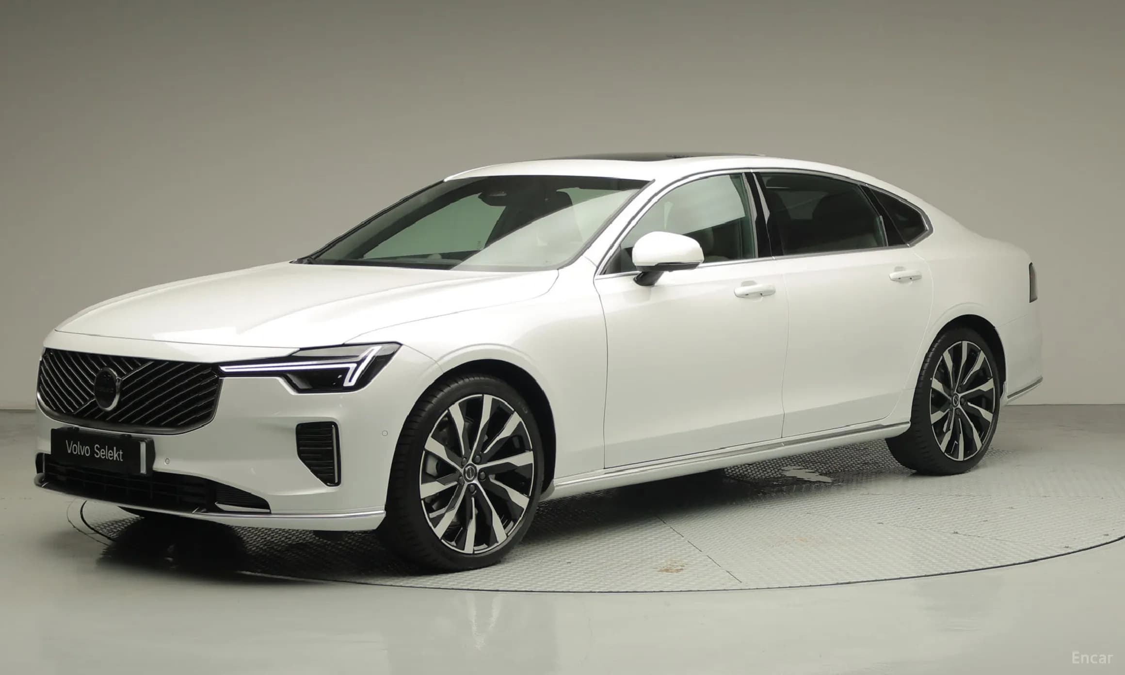 S90