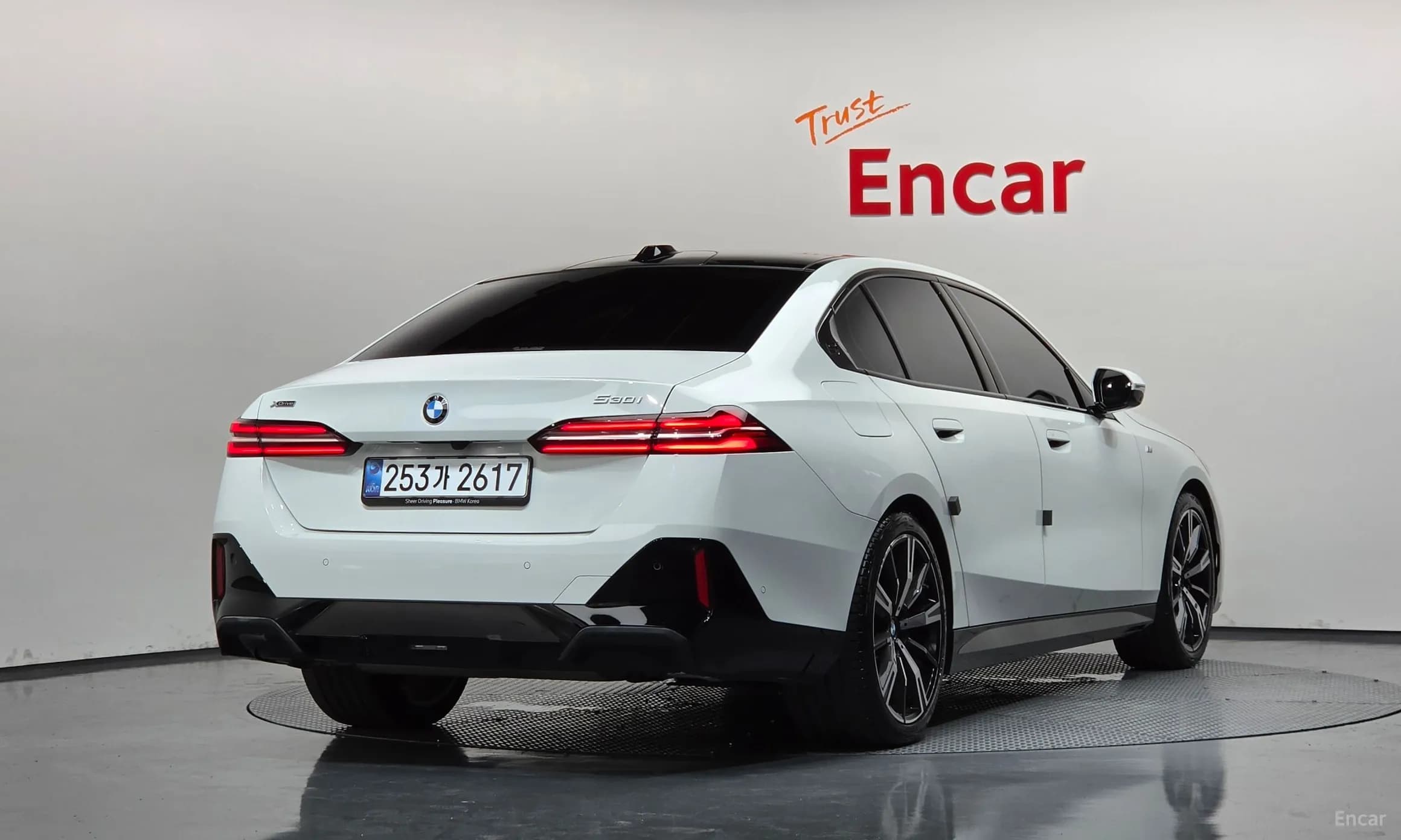 5 Series (G60)