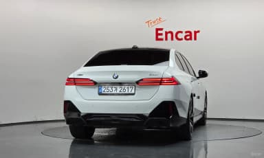 5 Series (G60)