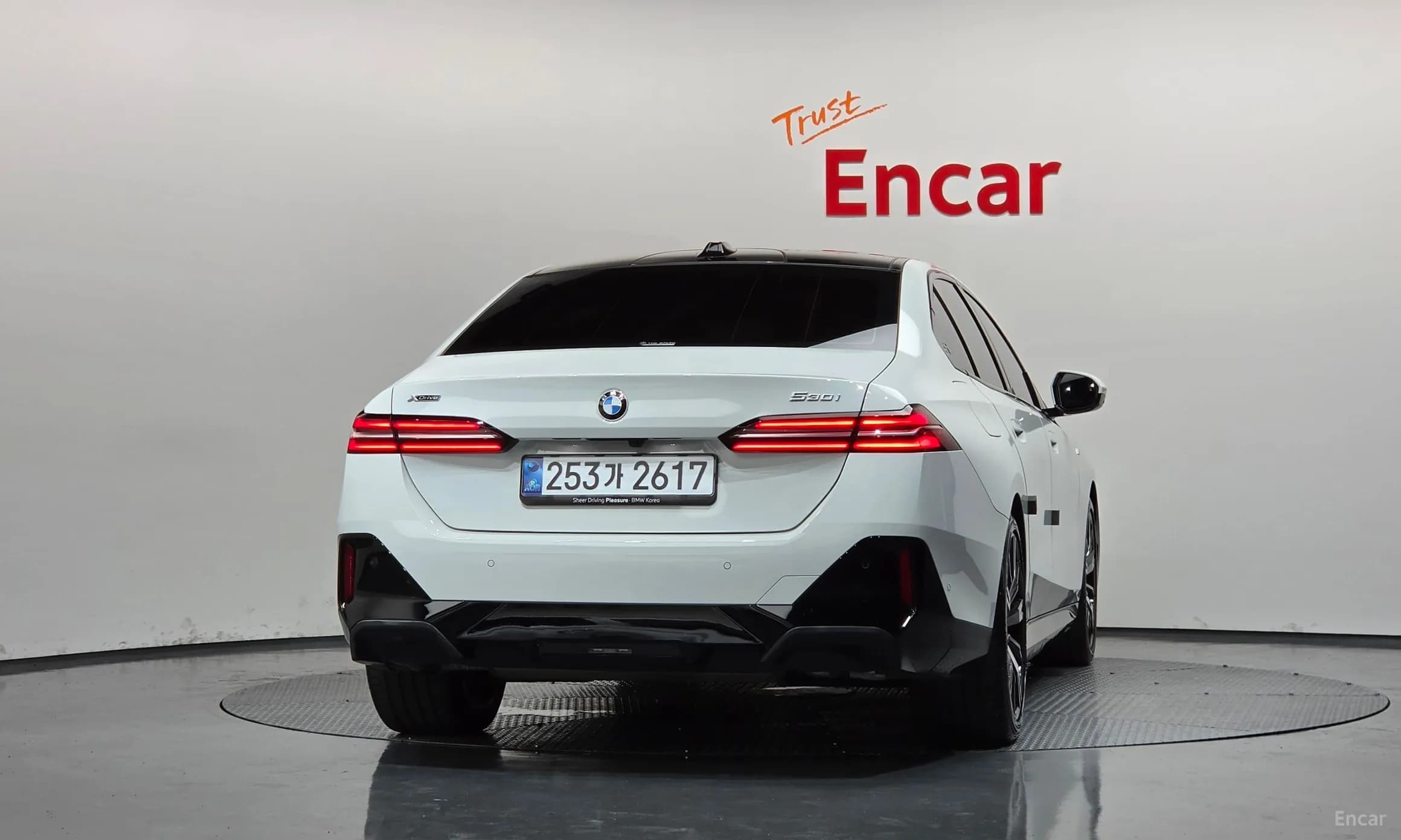 5 Series (G60)
