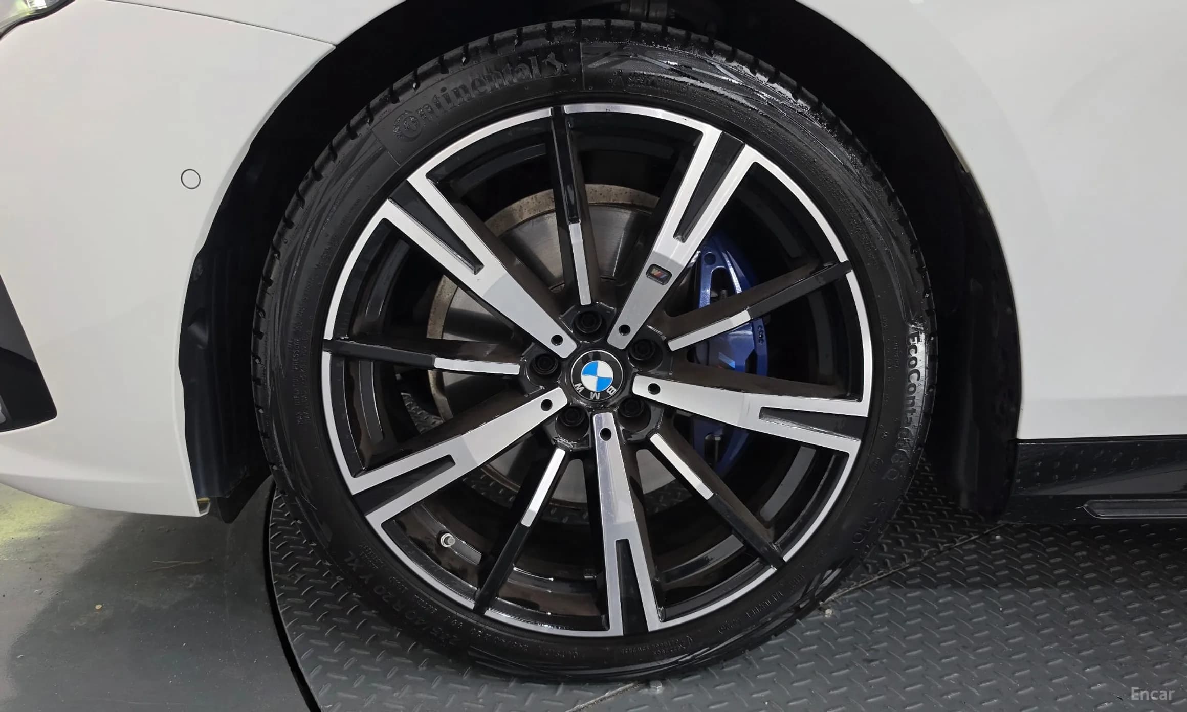 5 Series (G60)