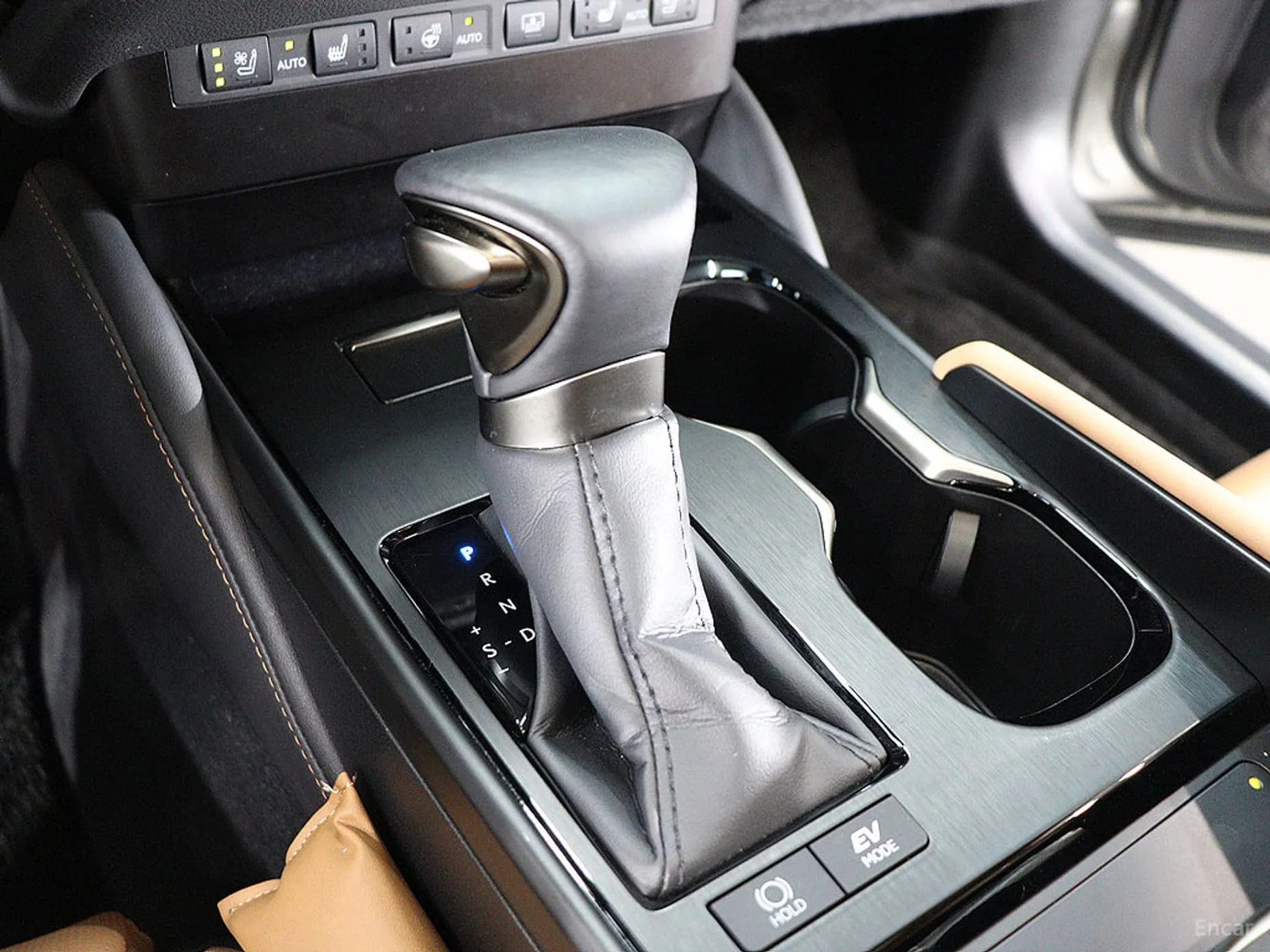 ES300h 7th Generation