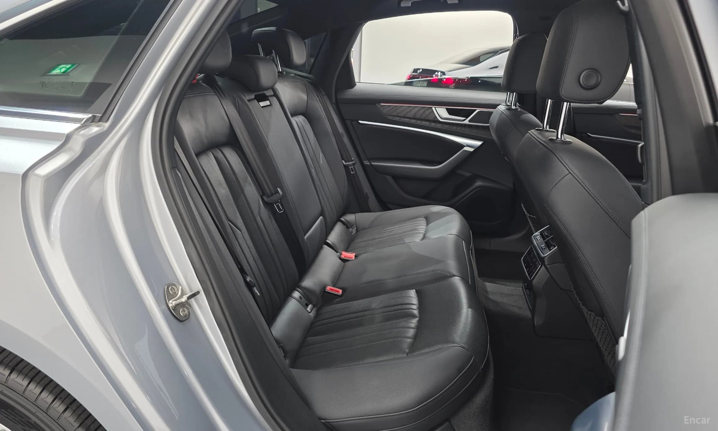 A6 (C8)