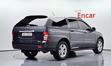 Korando Sports