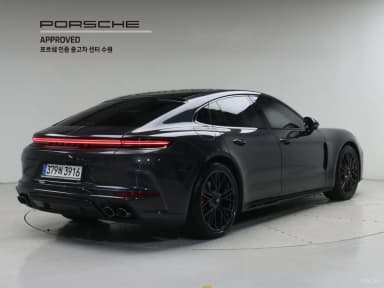 Panamera (976)