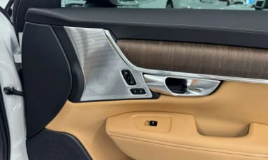 V90 Cross Country