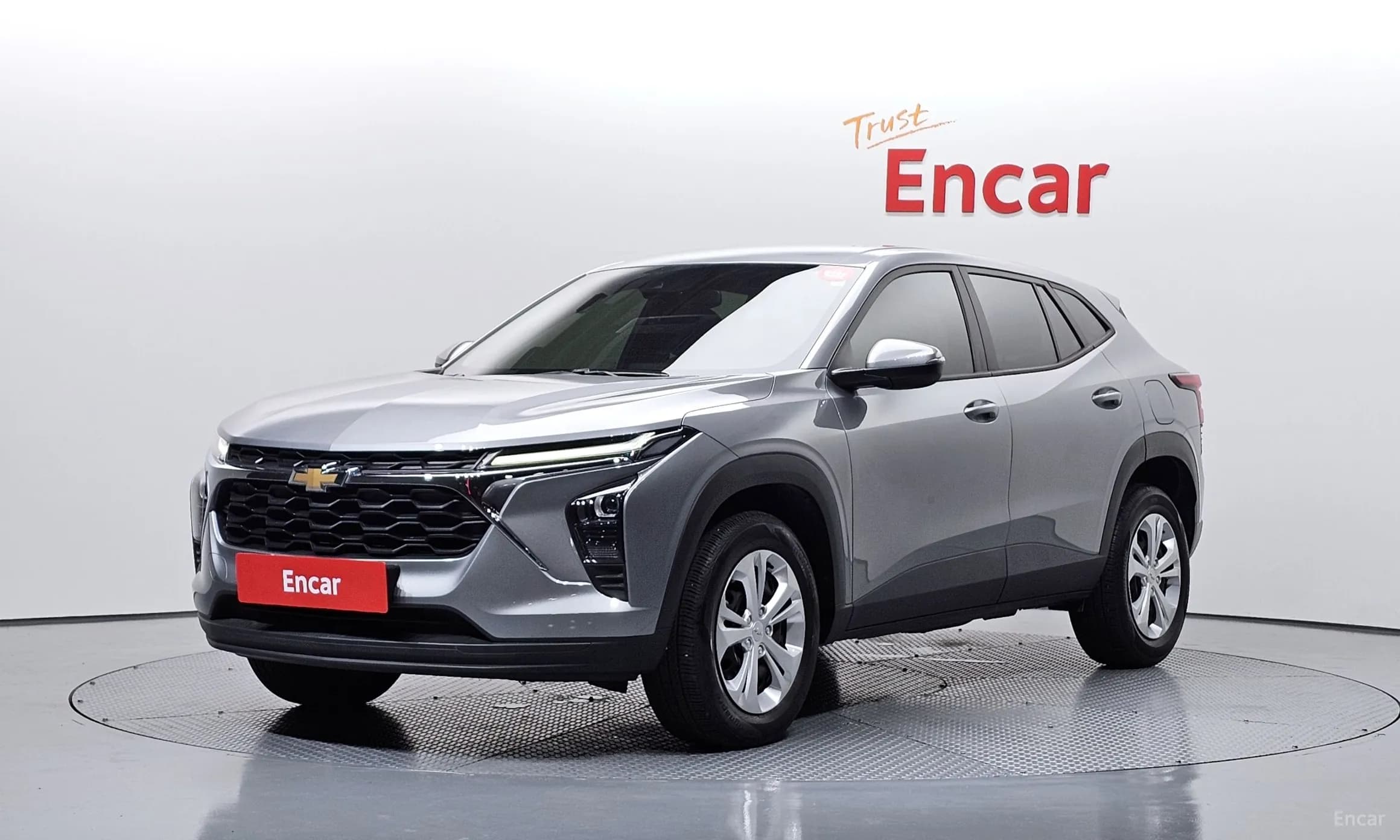 Trax Crossover