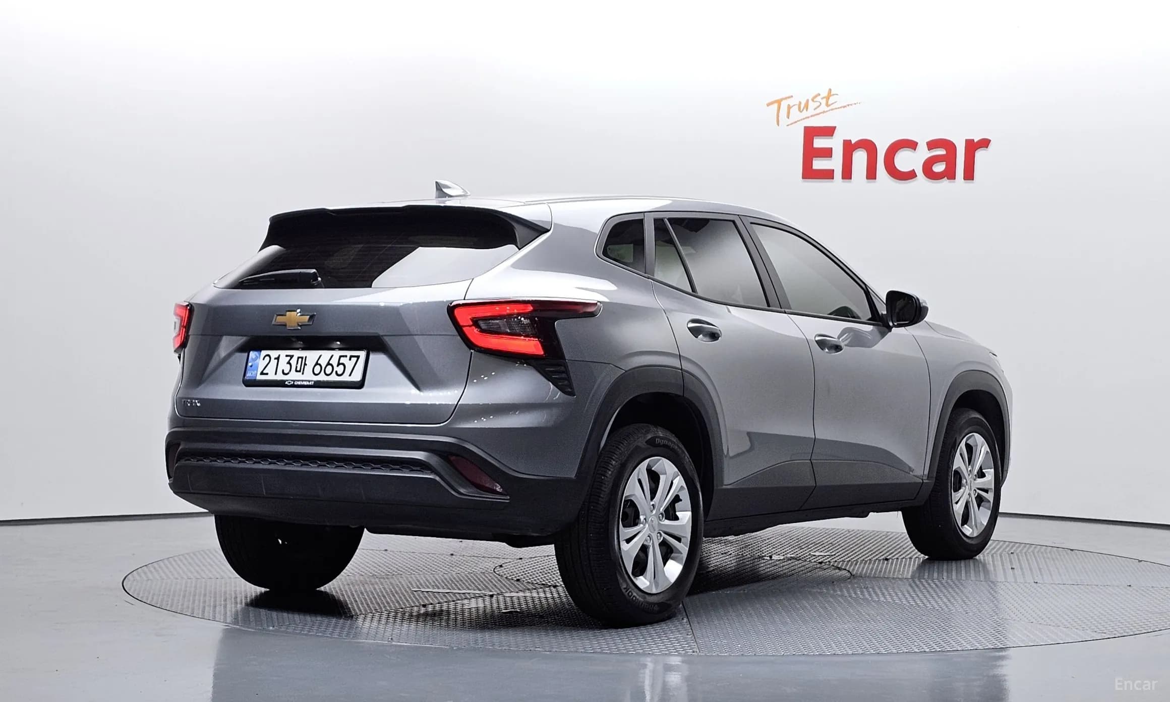 Trax Crossover