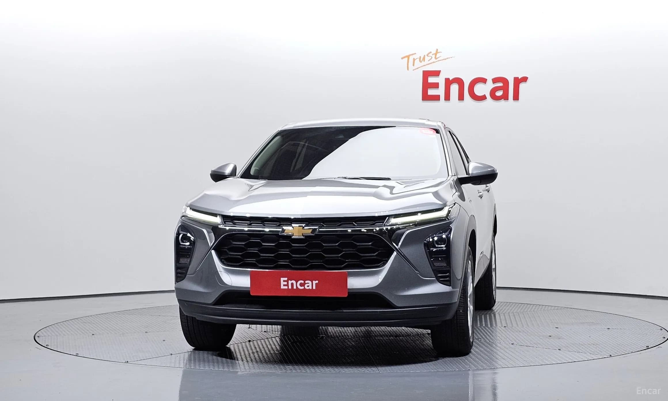 Trax Crossover