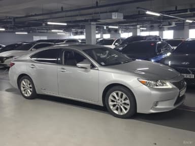 New ES300h