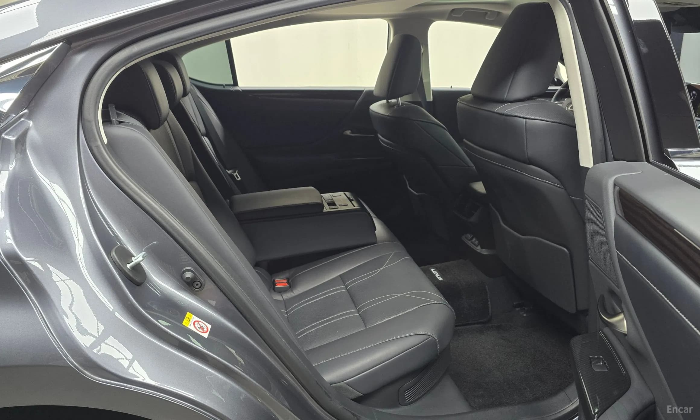 ES300h 7th Generation