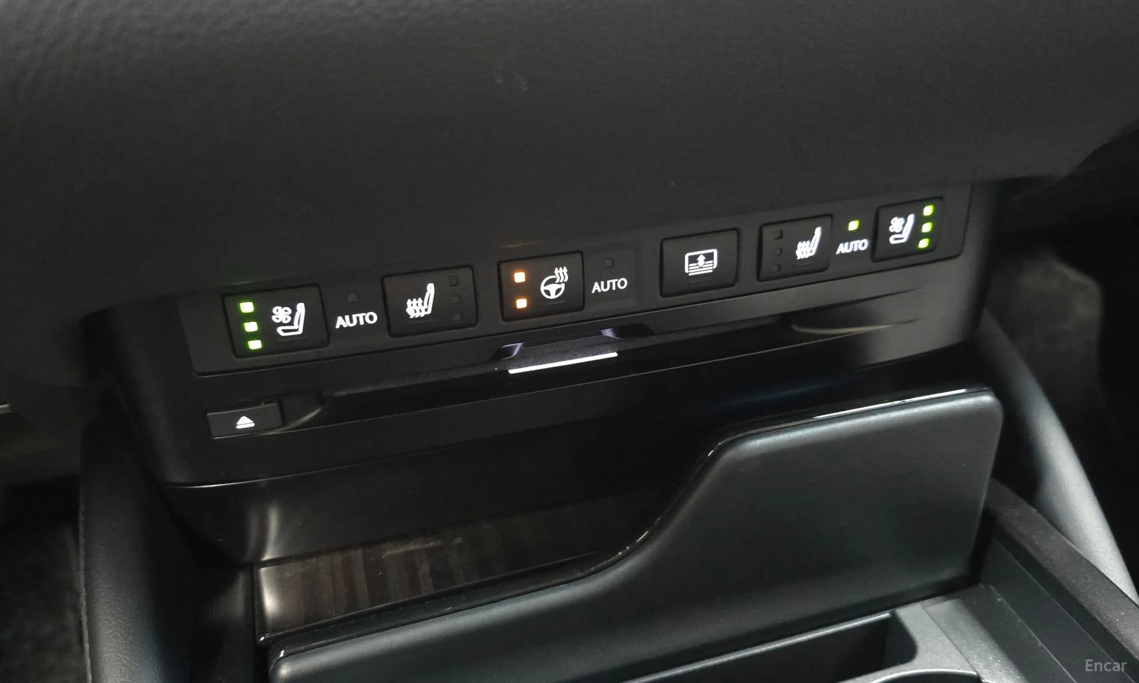 ES300h 7th Generation