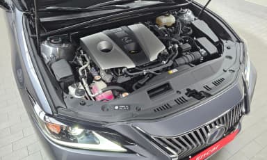 ES300h 7th Generation