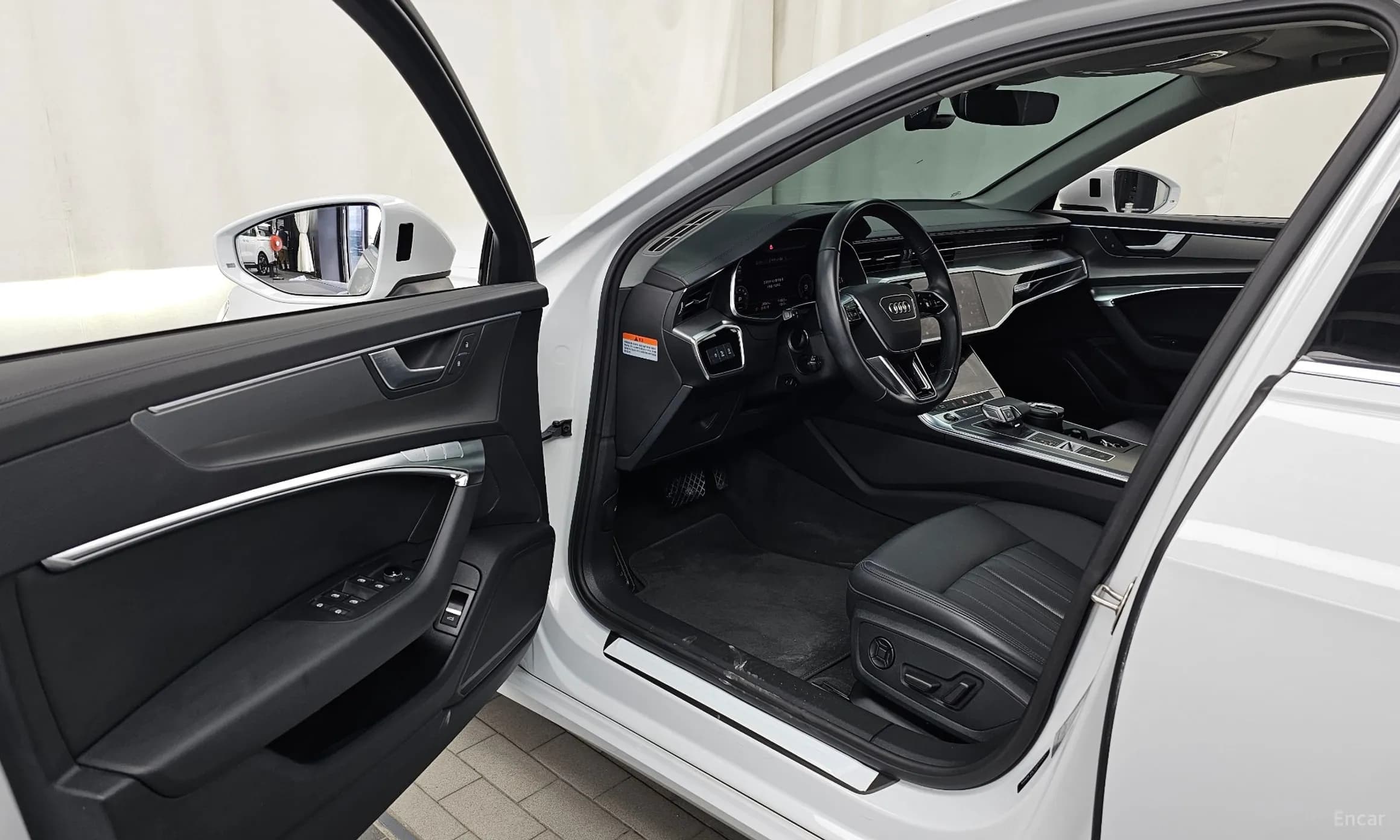 A6 (C8)