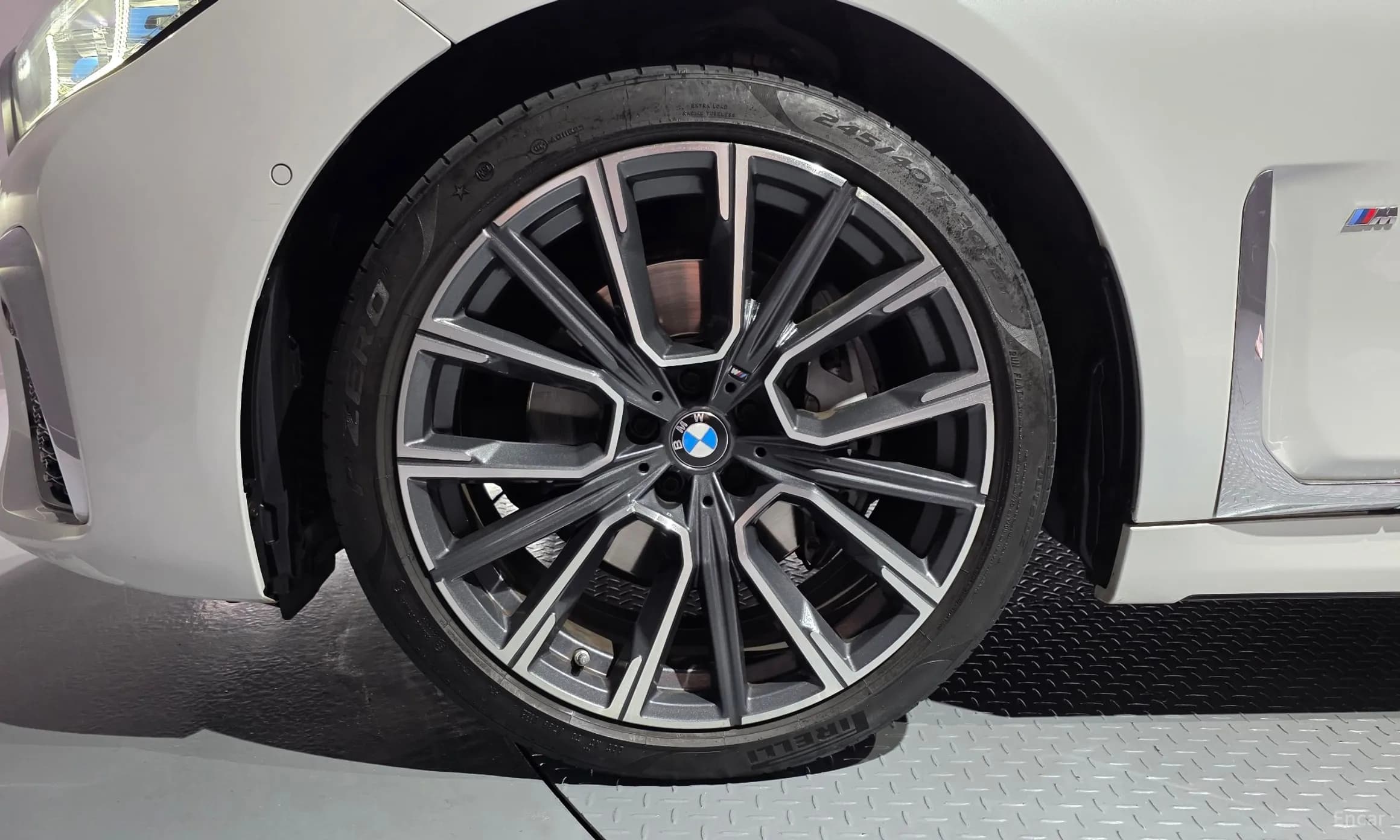 7 Series (G11)