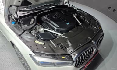 7 Series (G11)