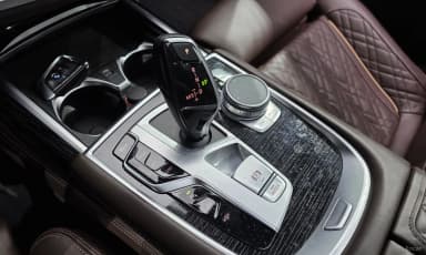7 Series (G11)