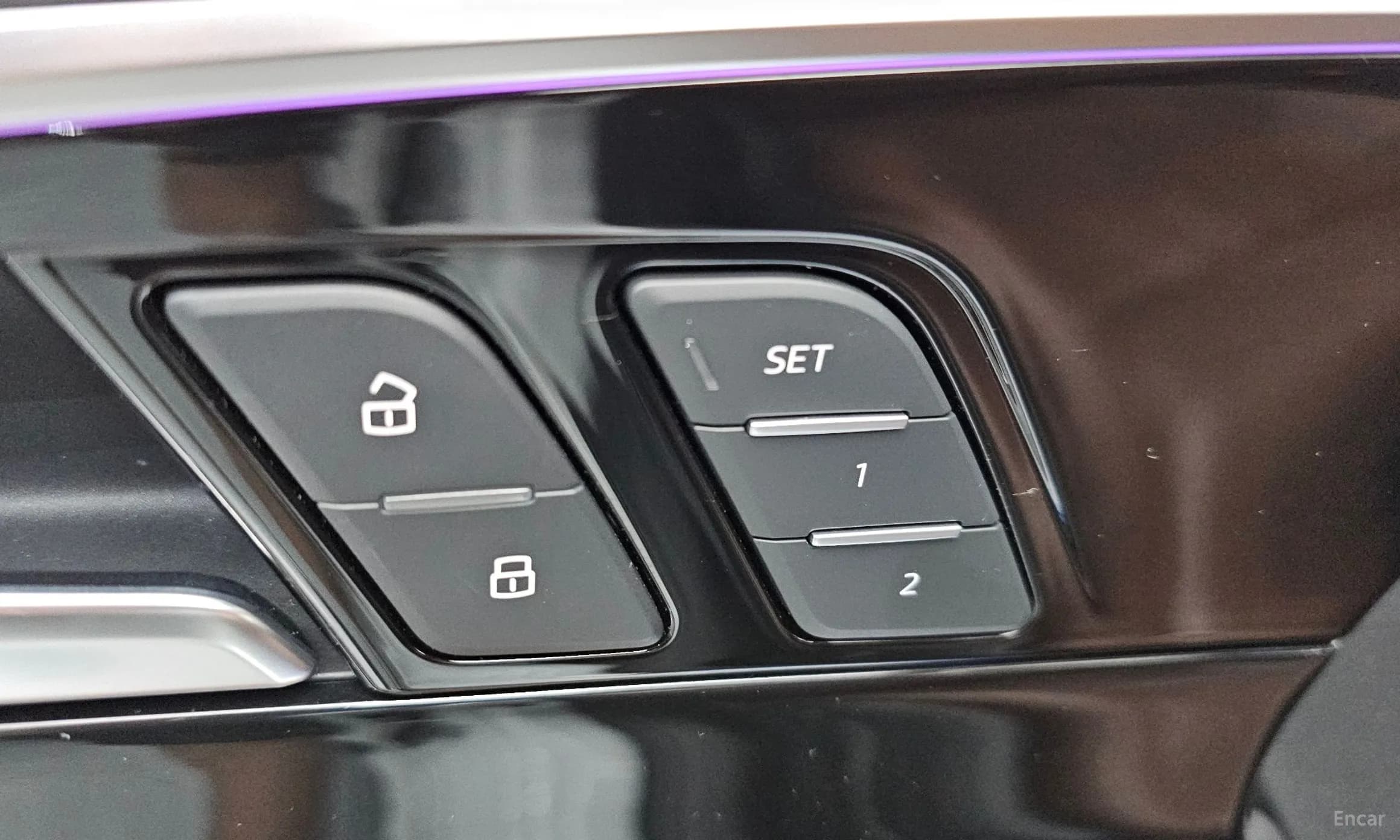 A4 (B9)