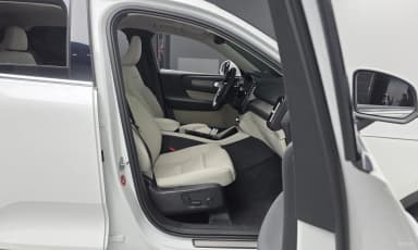 XC40