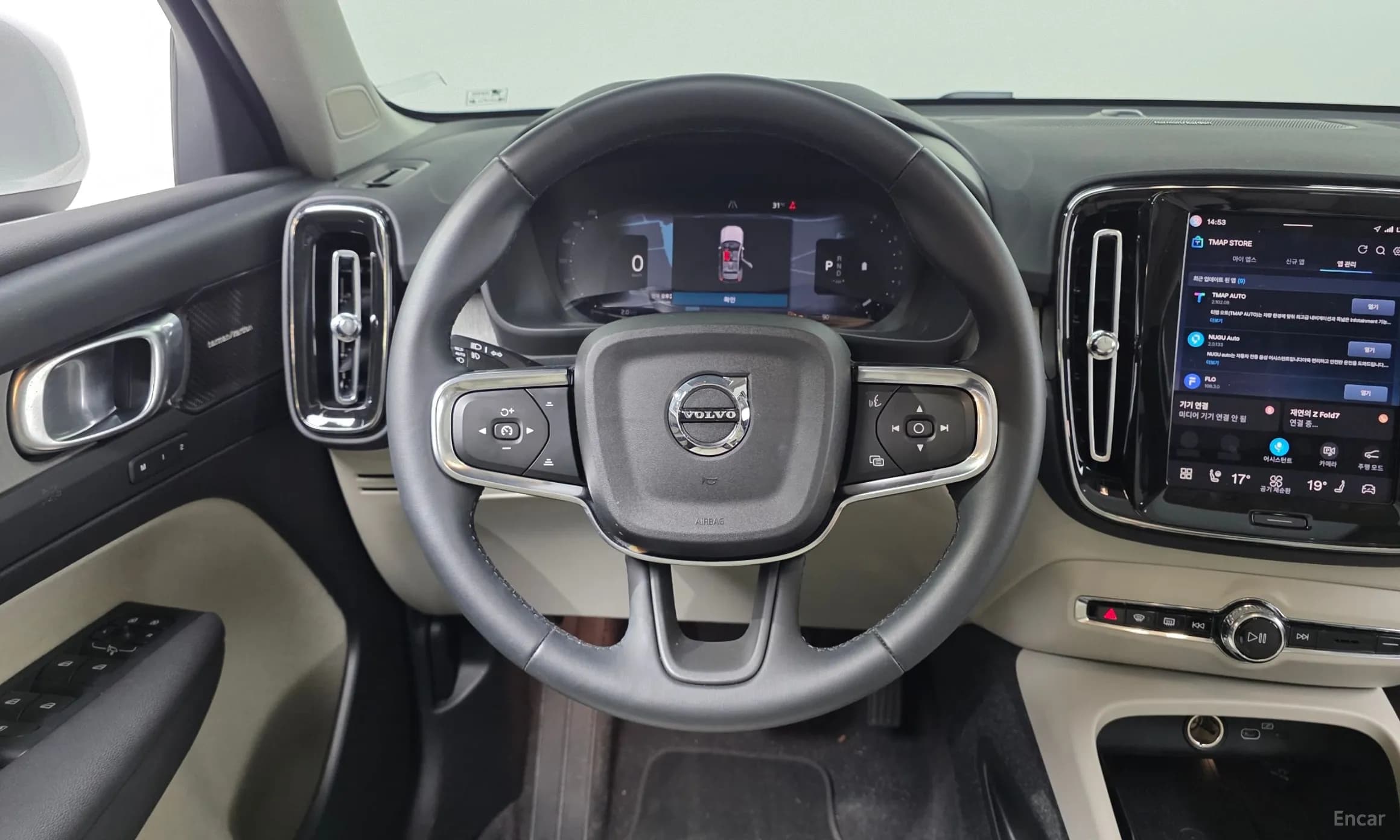 XC40