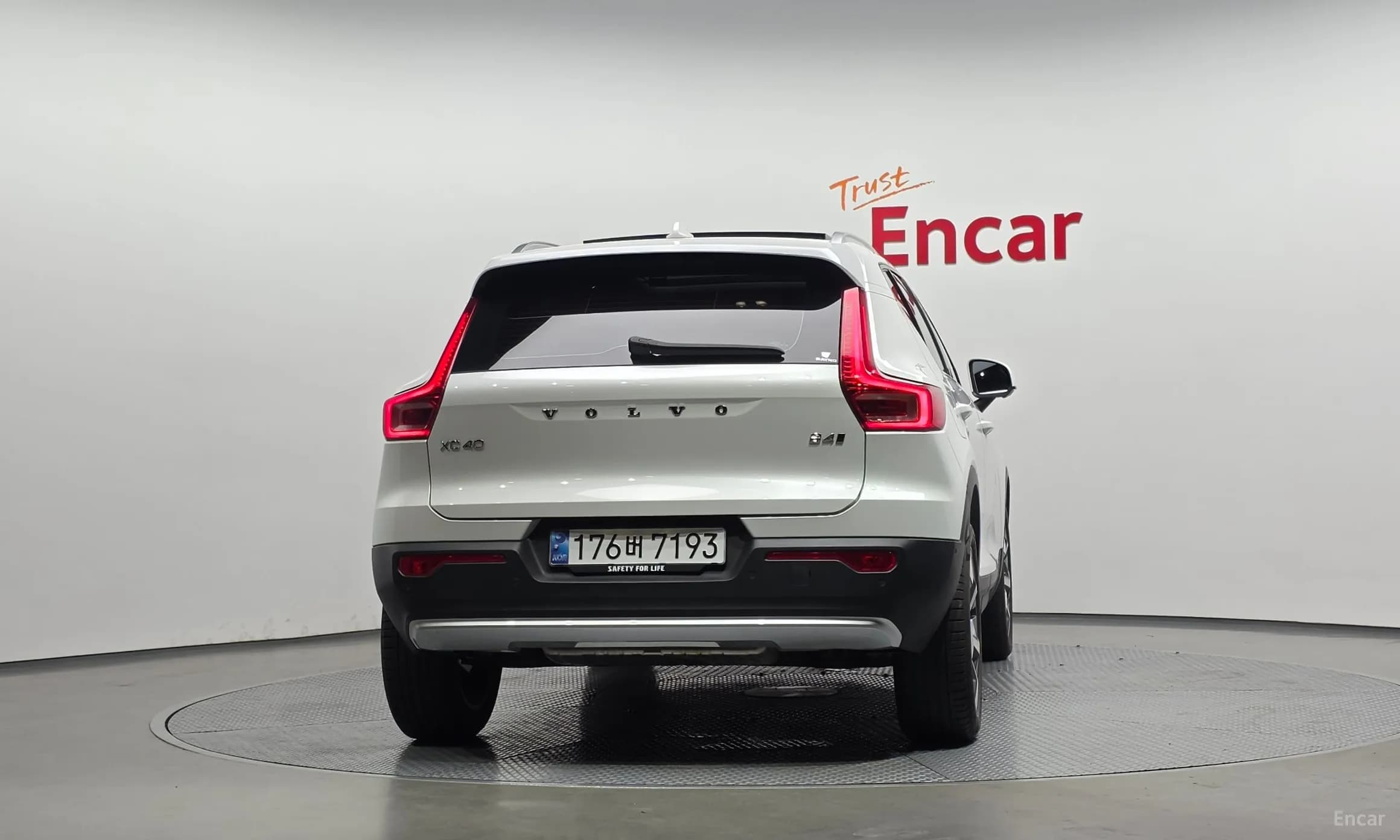 XC40