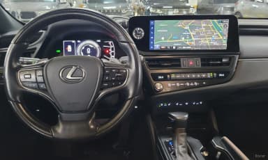 ES300h 7th Generation